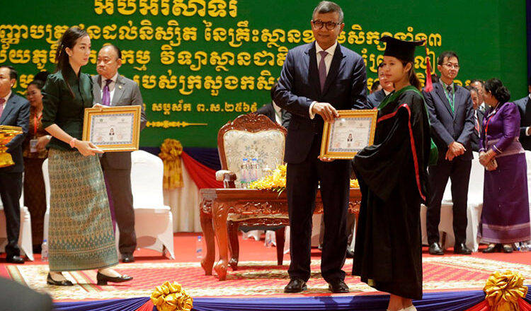 Agriculture remains key pillar for growth, Naron says